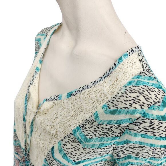 No Boundaries Sheer Blouse Juniors Medium Green White Chiffon 3/4 Sleeve Crochet - Picture 4 of 10